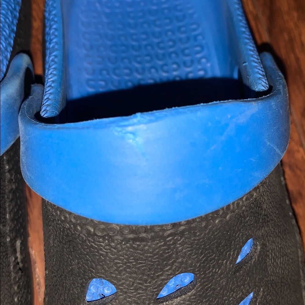 "Croc" clogs - Picture 7 of 7